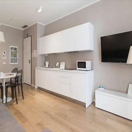 Cosy Apartment With View Milánó